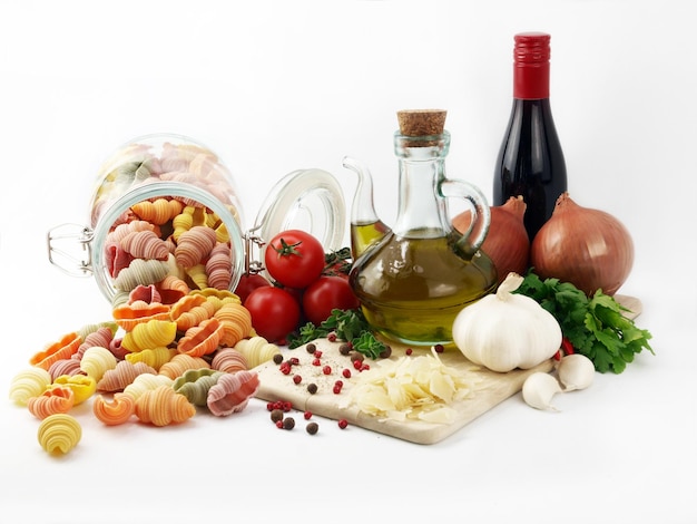 Kolorowe produkty na stole